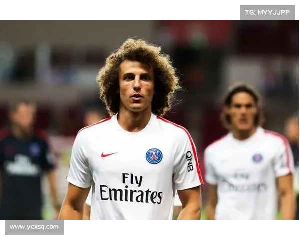 从防守核心到组织枢纽大卫路易斯位置变化与技术特点解析